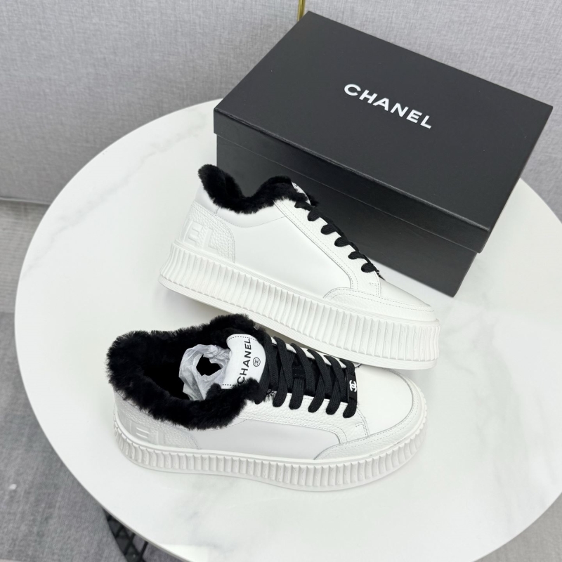 Ch**el sport shoes
